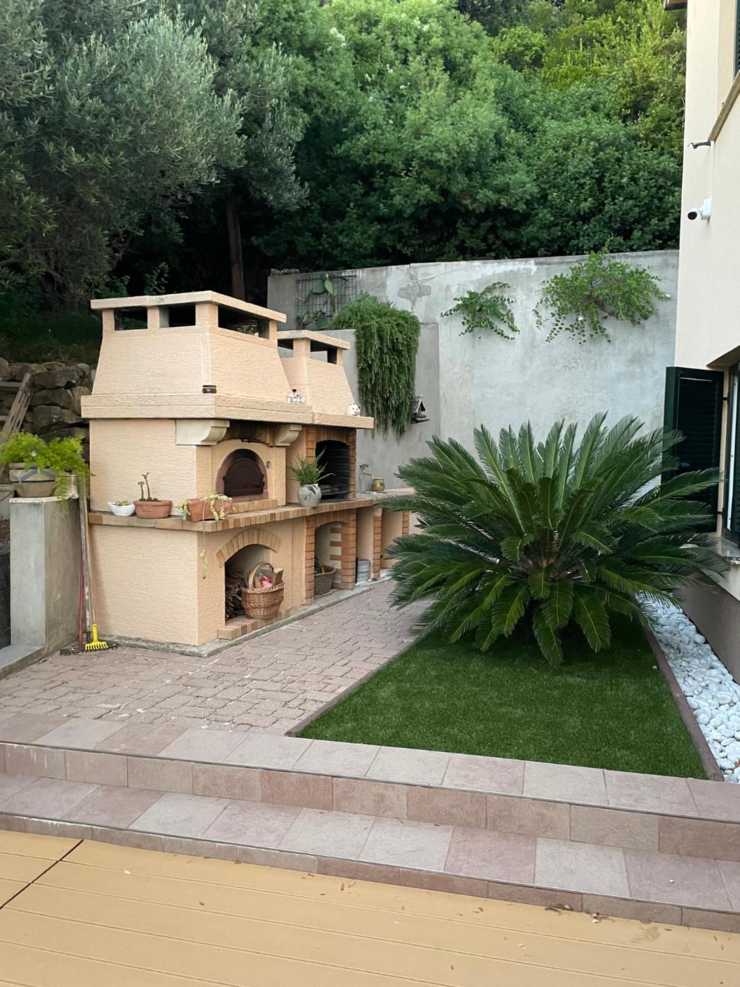 Charming Villa Rab Rab Town Exterior photo