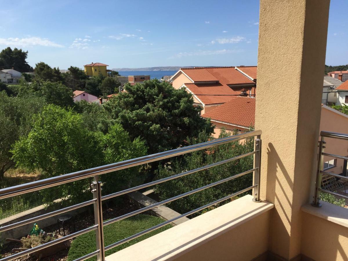 Charming Villa Rab Rab Town Exterior photo